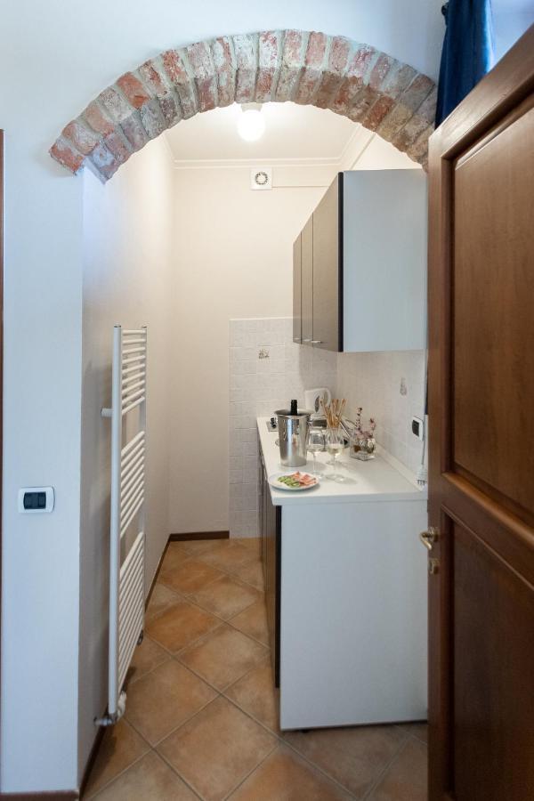 ברה Agriturismo Cascina Monchiero מראה חיצוני תמונה