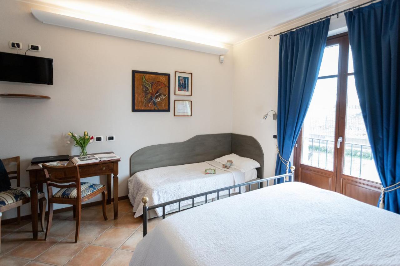 ברה Agriturismo Cascina Monchiero מראה חיצוני תמונה