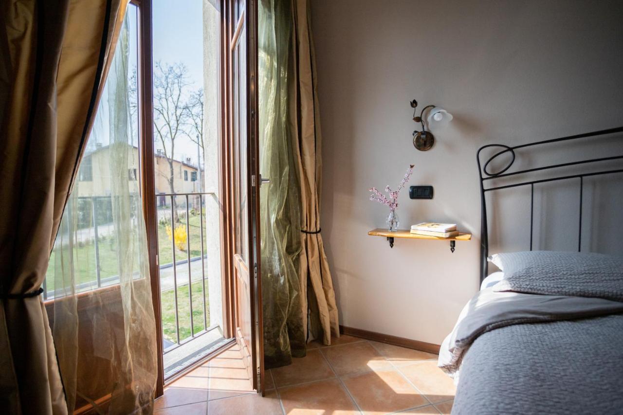 ברה Agriturismo Cascina Monchiero מראה חיצוני תמונה