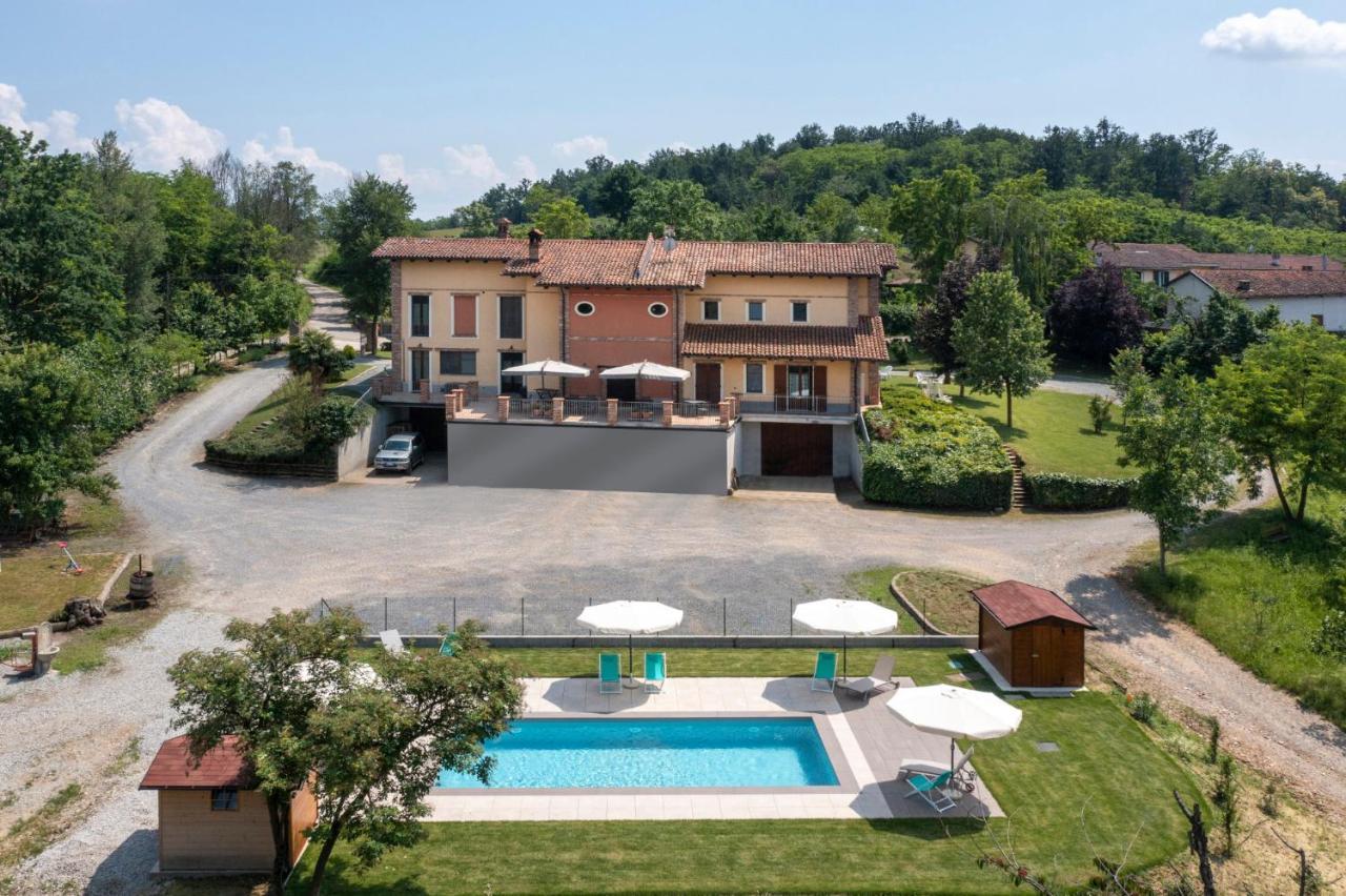 ברה Agriturismo Cascina Monchiero מראה חיצוני תמונה