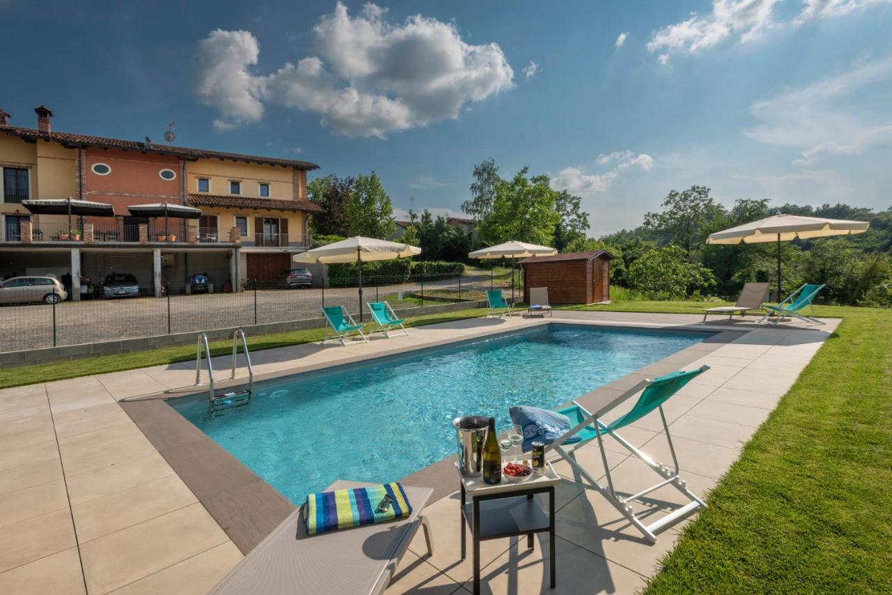ברה Agriturismo Cascina Monchiero מראה חיצוני תמונה