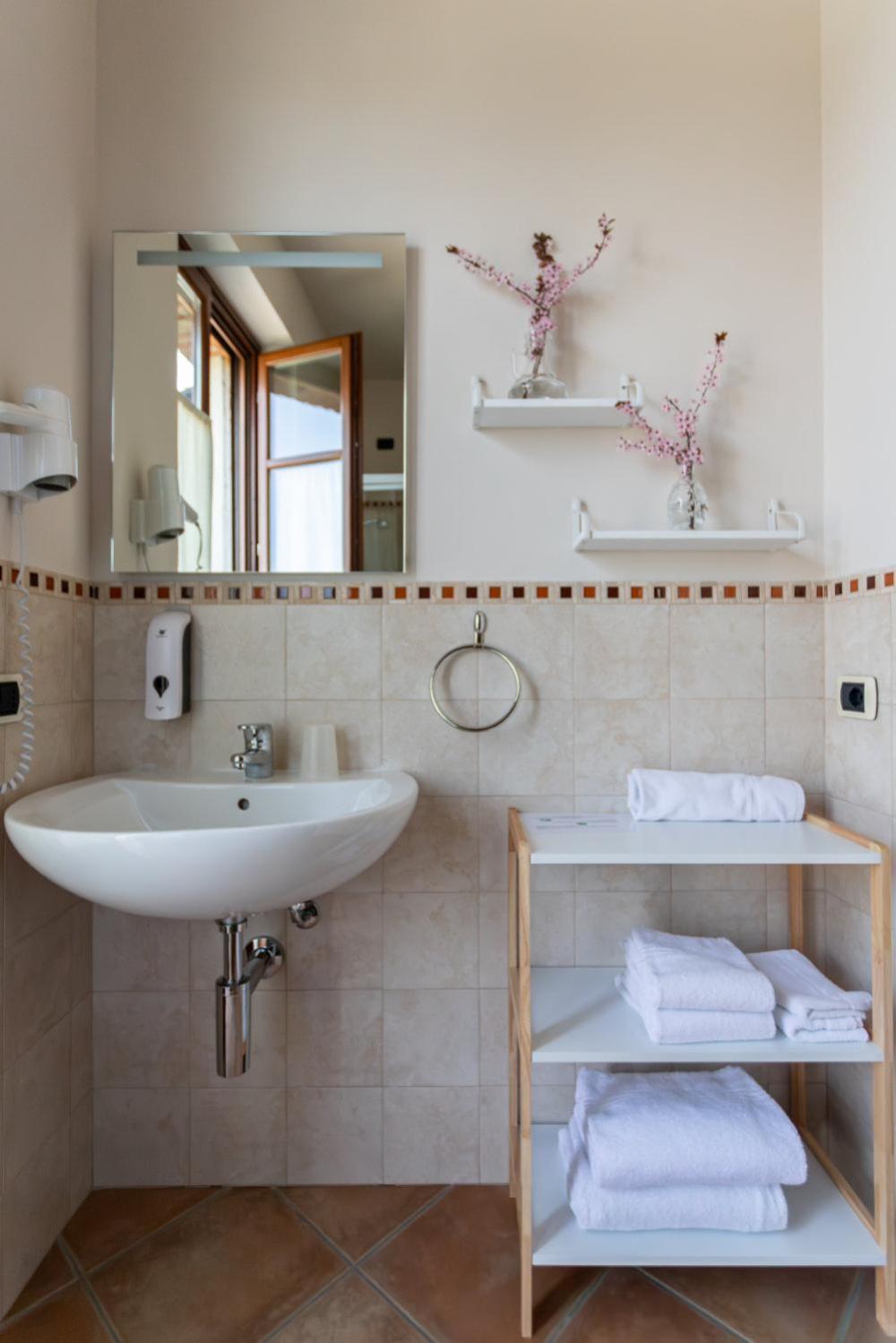 ברה Agriturismo Cascina Monchiero מראה חיצוני תמונה